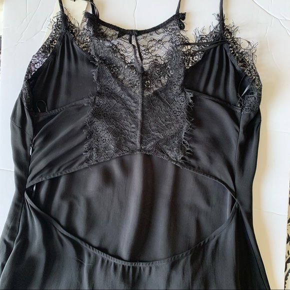 Zara Midi dress with cut-out back and lace insert - Picture 6 of 11